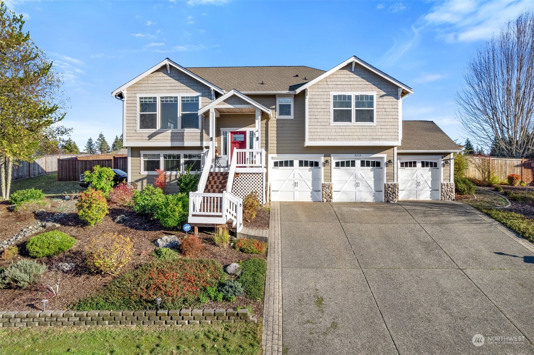 9735 Phillips Road Southeast Port Orchard, WA 98367 - Photo 34 of 39 Gallery Image 34