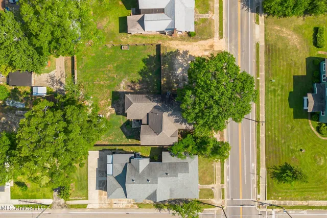 $268,000 | 812 North 7th Avenue, Laurel, MS 39440