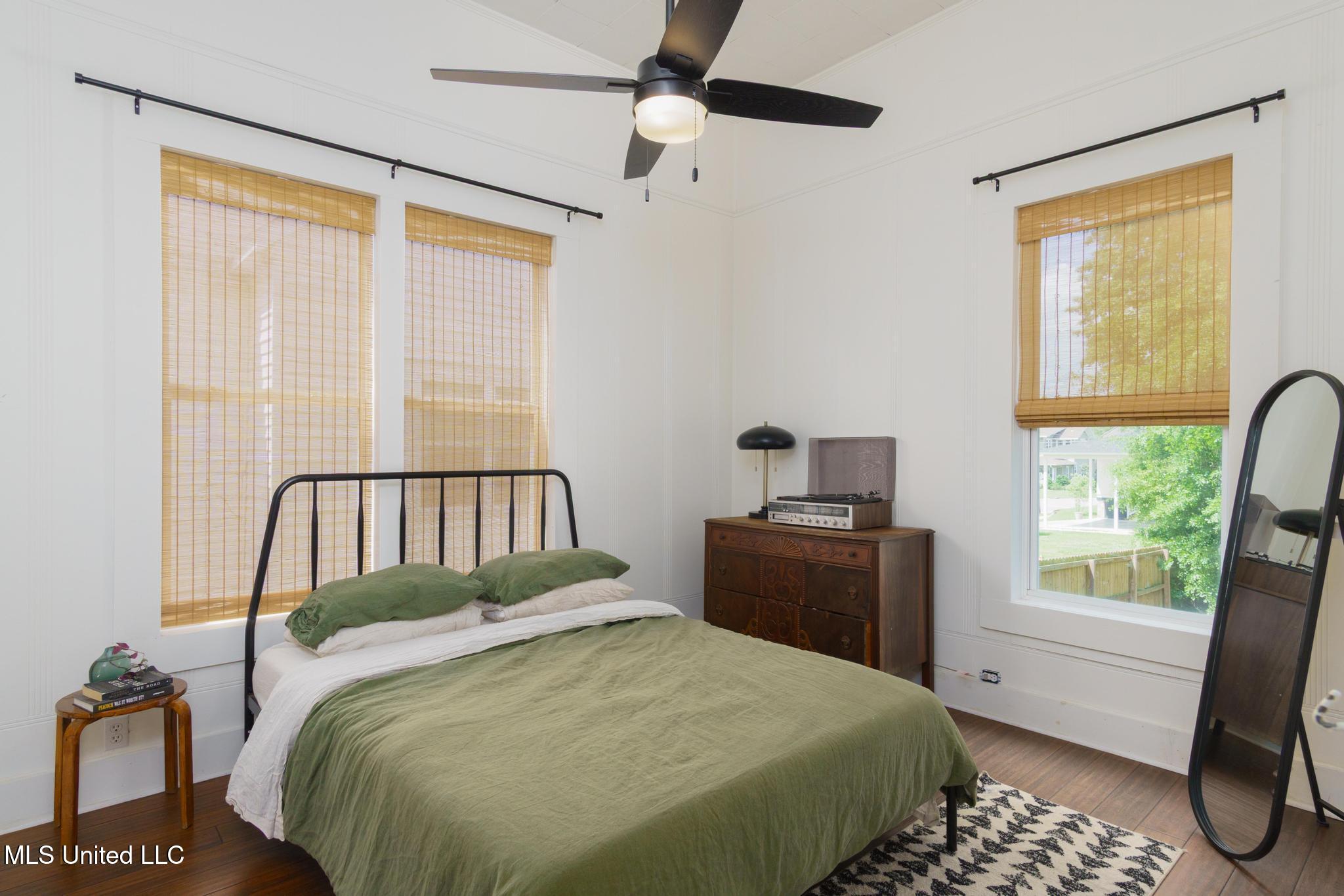 812 North 7th Avenue Laurel, MS 39440 - Photo 26 of 26 812 N 7th Ave-17