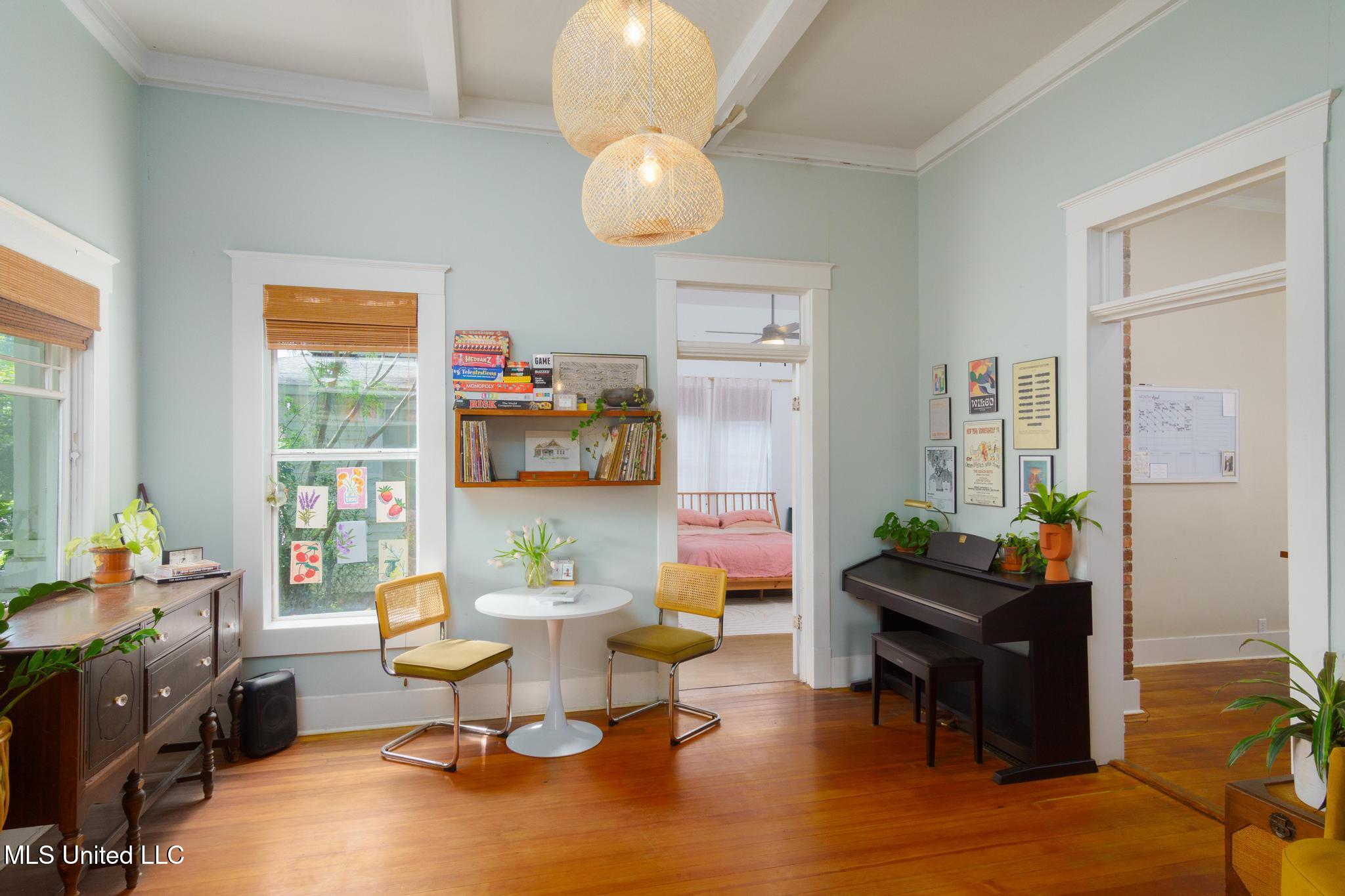 812 North 7th Avenue Laurel, MS 39440 - Photo 6 of 26 812 N 7th Ave-5