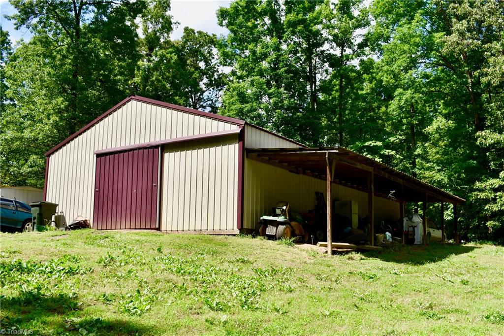 172 Decker Road Thomasville, NC 27360 - Photo 15 of 28