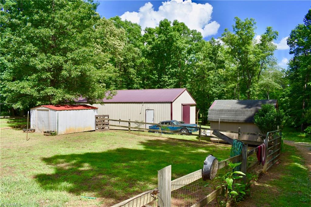 172 Decker Road Thomasville, NC 27360 - Photo 22 of 28