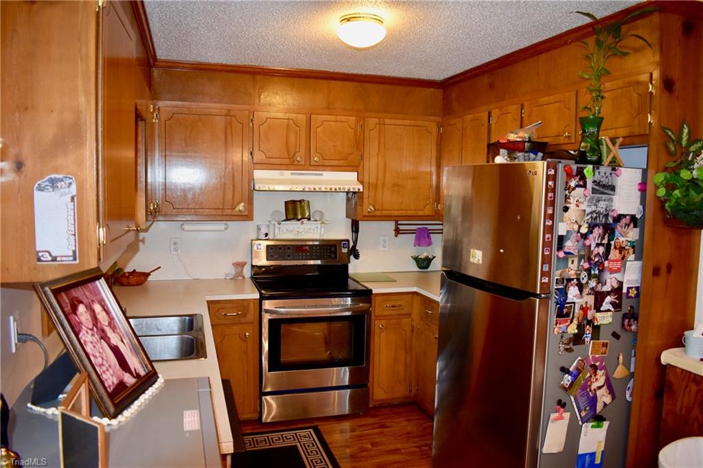 172 Decker Road Thomasville, NC 27360 - Photo 6 of 28