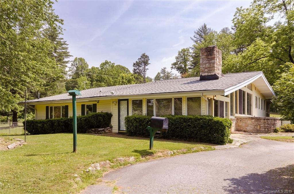 3466 Hebron Road Hendersonville, NC 28739 - Photo 2 of 19 Gallery Image 2