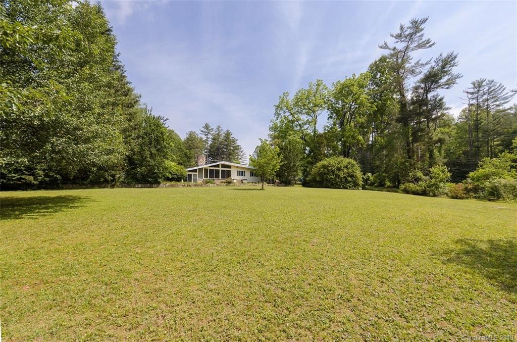 3466 Hebron Road Hendersonville, NC 28739 - Photo 17 of 19 Gallery Image 17