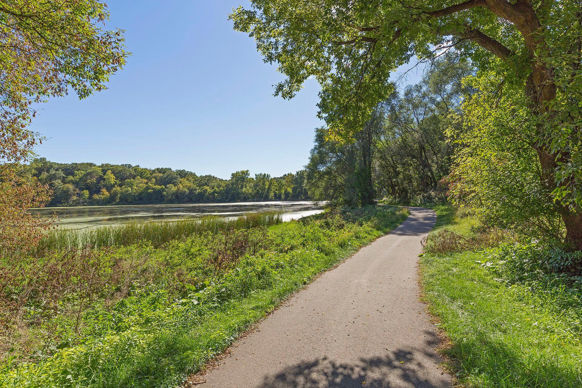 4130 Rahn Road, Unit 209 Eagan, MN 55122 - Photo 30 of 30