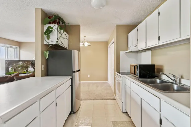 $84,500 | 4130 Rahn Road, Unit 209, Eagan, MN 55122