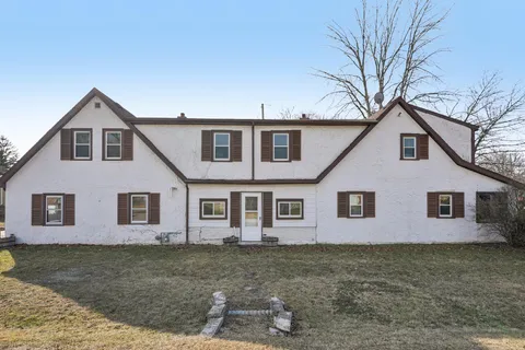 $315,000 | 1001 West Bender Road, Glendale, WI 53217