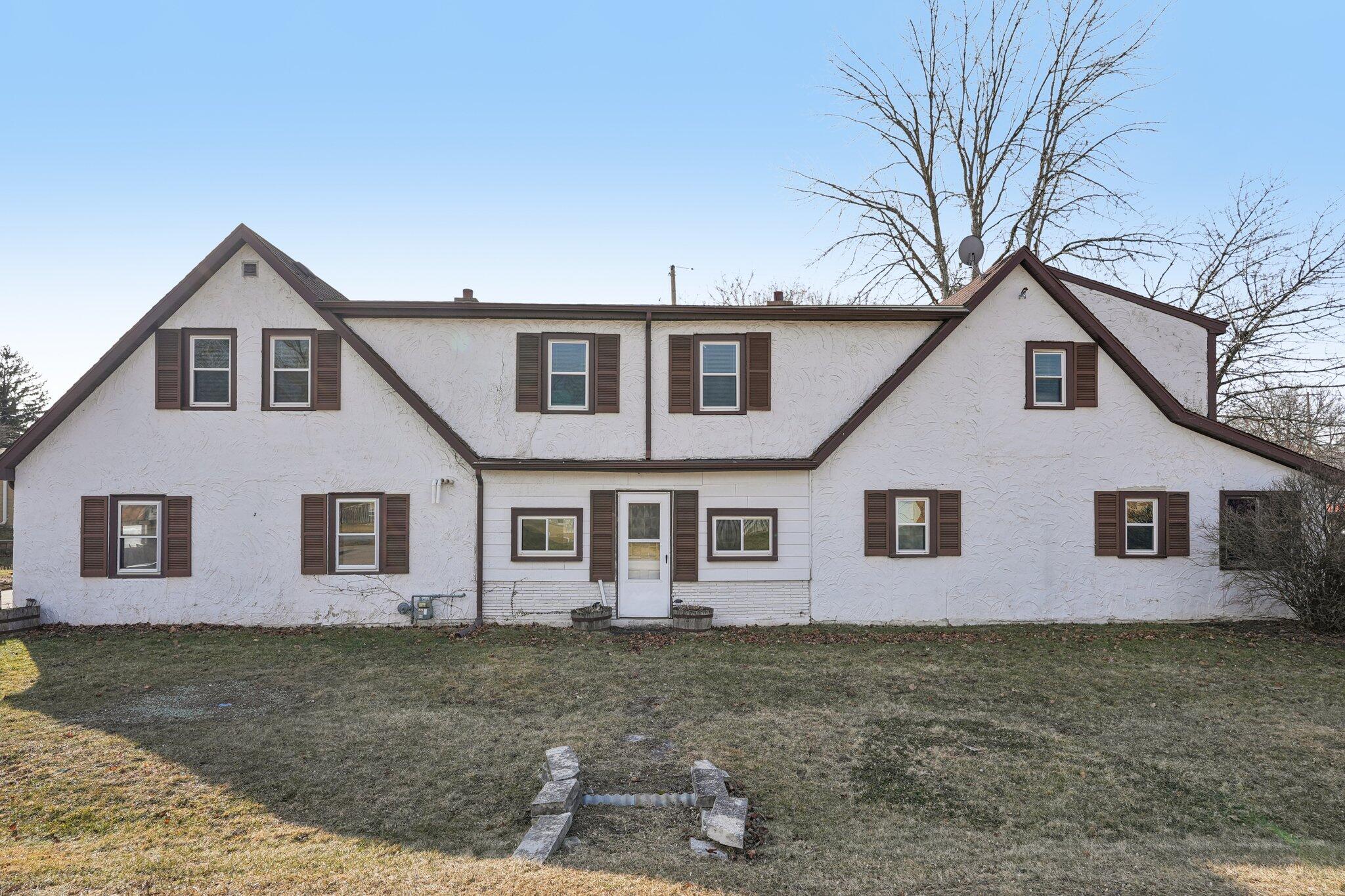 1001 West Bender Road Glendale, WI 53217 - Photo 3 of 29 Front of home