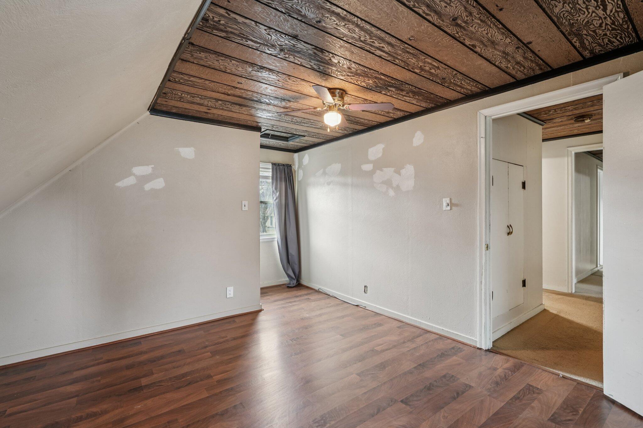1001 West Bender Road Glendale, WI 53217 - Photo 9 of 29 Primary Bedroom