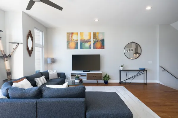 $4,000 | 422 36th Avenue North, Nashville, TN 37209