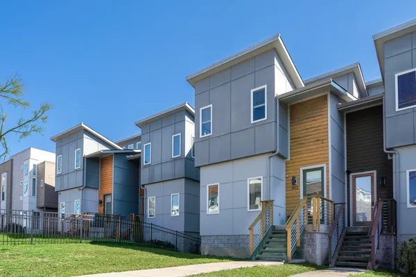 $4,000 | 422 36th Avenue North, Nashville, TN 37209