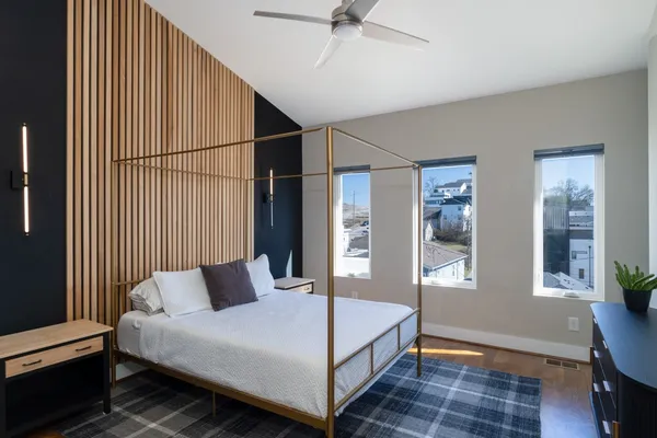 $4,000 | 422 36th Avenue North, Nashville, TN 37209