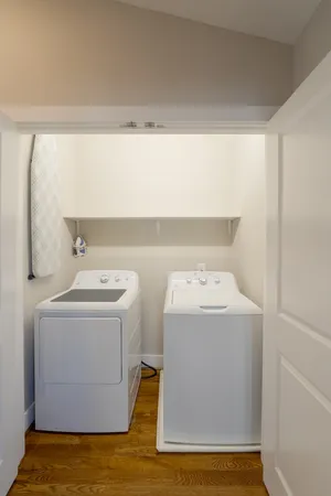 $4,000 | 422 36th Avenue North, Nashville, TN 37209