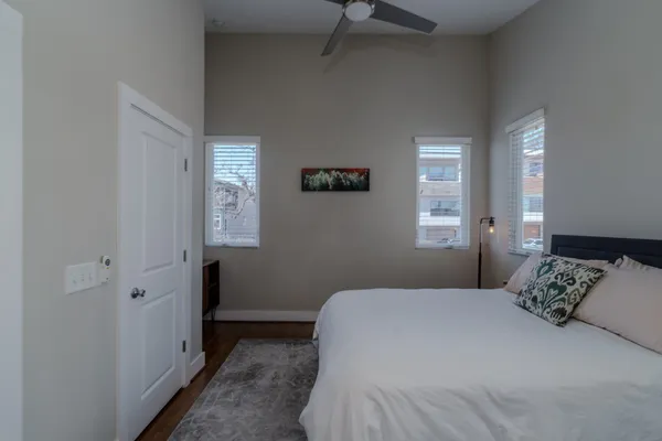 $4,000 | 422 36th Avenue North, Nashville, TN 37209