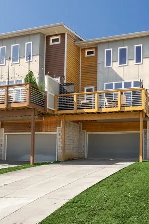 $4,000 | 422 36th Avenue North, Nashville, TN 37209