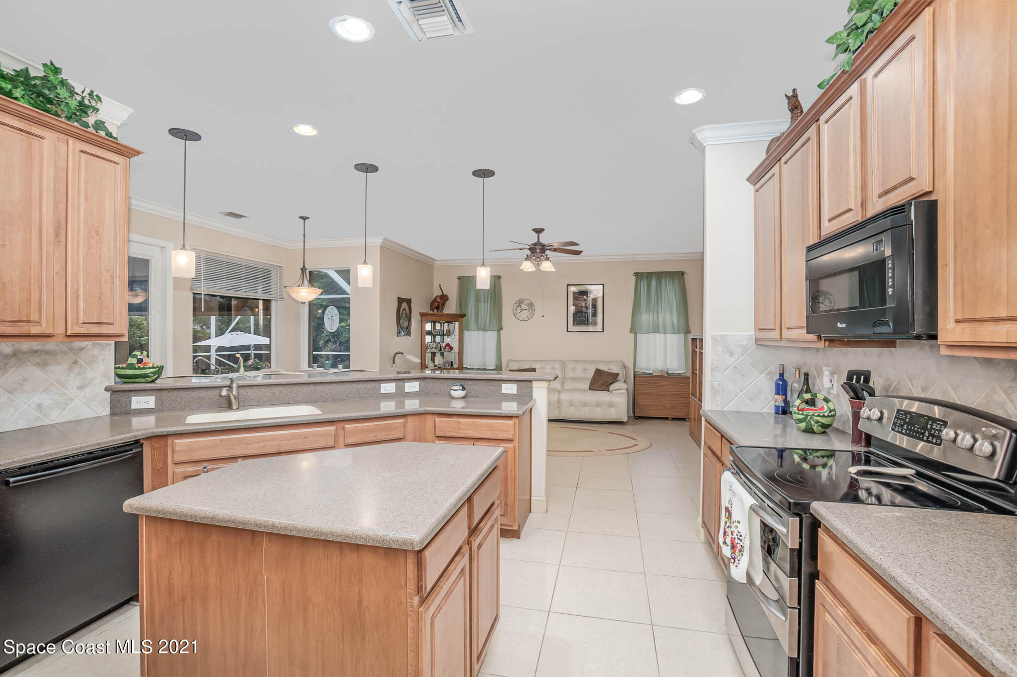 452 Freeman Road Northwest Palm Bay, FL 32907 - Photo 12 of 34 DSC00096-Edit