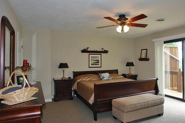 213 Saunders Point Road, Unit 1 Huddleston, VA 24104 - Photo 11 of 14 Master bedroom