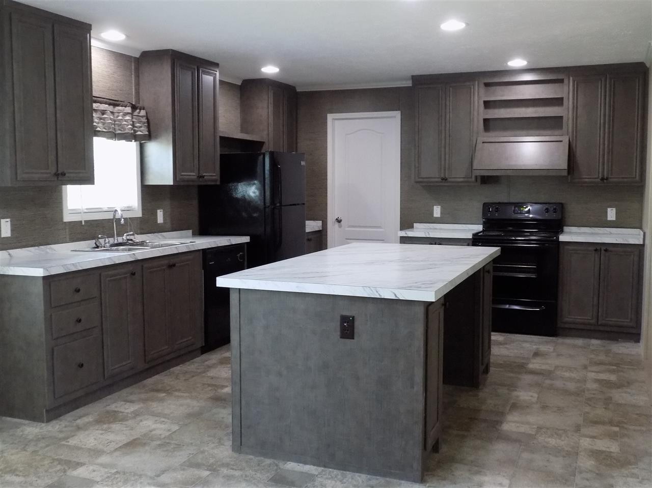 437 Ridge Road Madisonville, TN 37354 - Photo 5 of 34 Gallery Image 5
