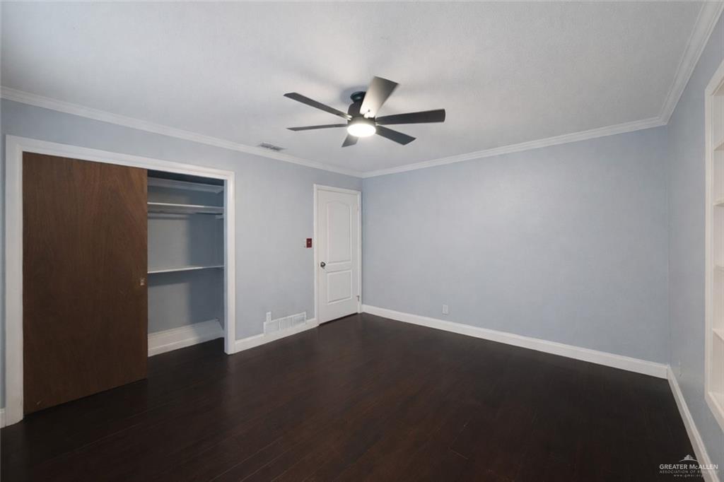 703 South Border Avenue Weslaco, TX 78596 - Photo 27 of 33