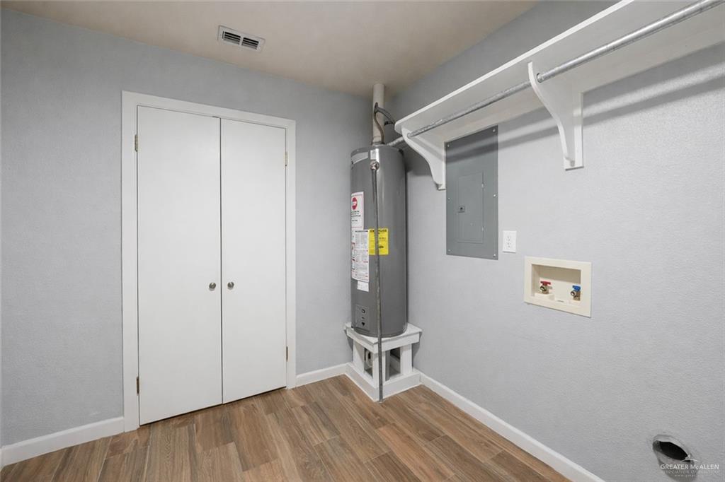 703 South Border Avenue Weslaco, TX 78596 - Photo 32 of 33