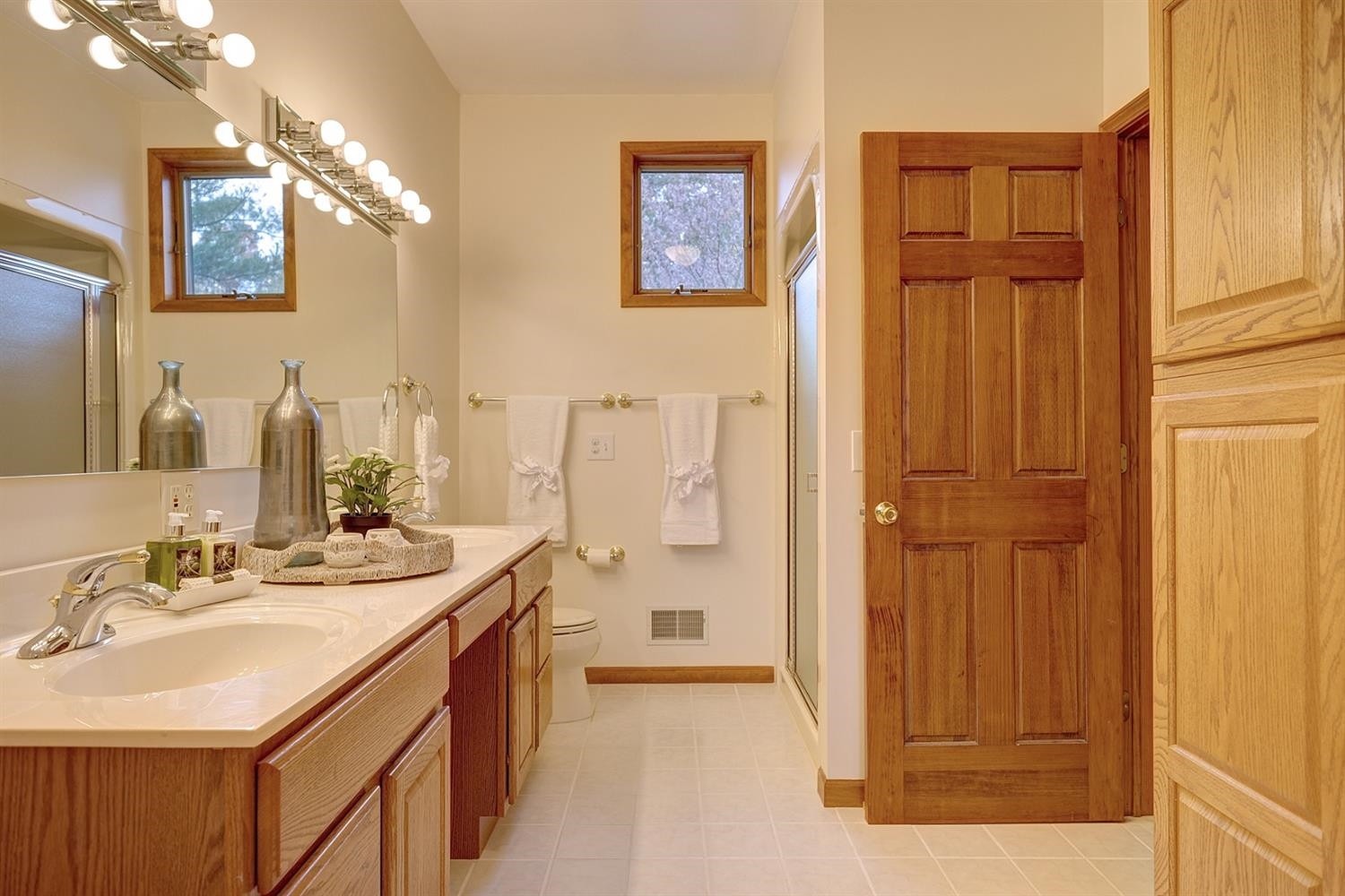 6309 Hogan Road Fenton, MI 48430 - Photo 18 of 27 Photo 18