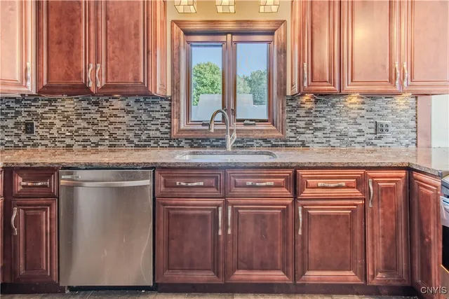 $210,000 | 537 Proctor Avenue, Ogdensburg, NY 13669