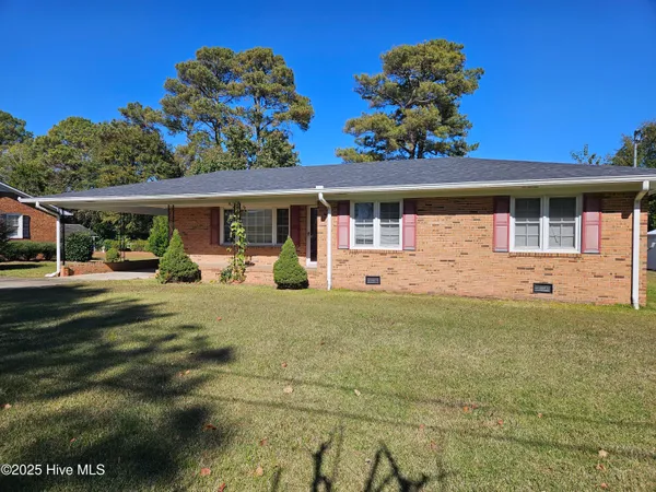 $159,900 | 124 Kimberly Drive, Clinton, NC 28328