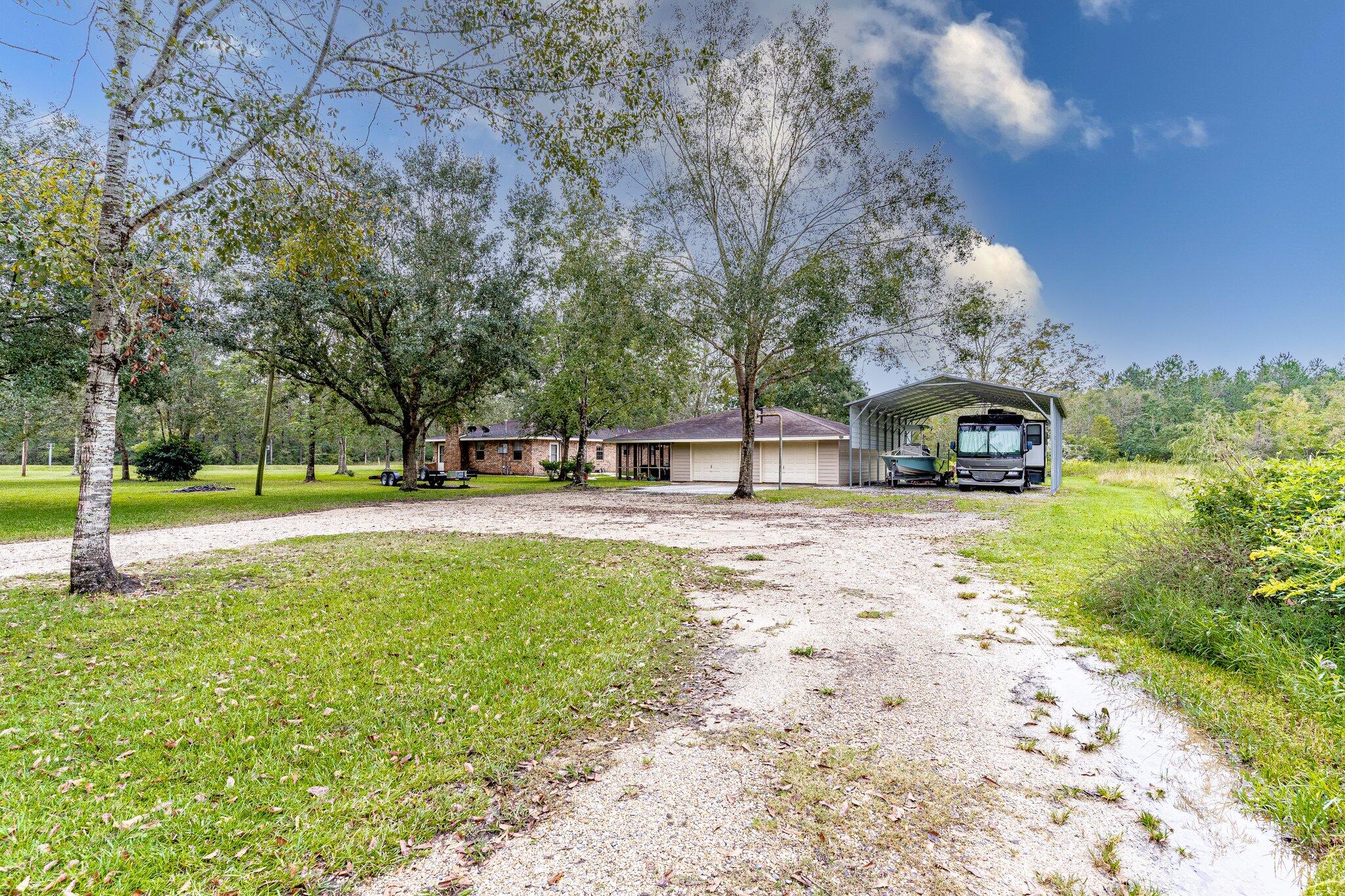 9450 Lower Bay Road Bay St. Louis, MS 39520 - Photo 3 of 28 4-web-or-mls-Full-004