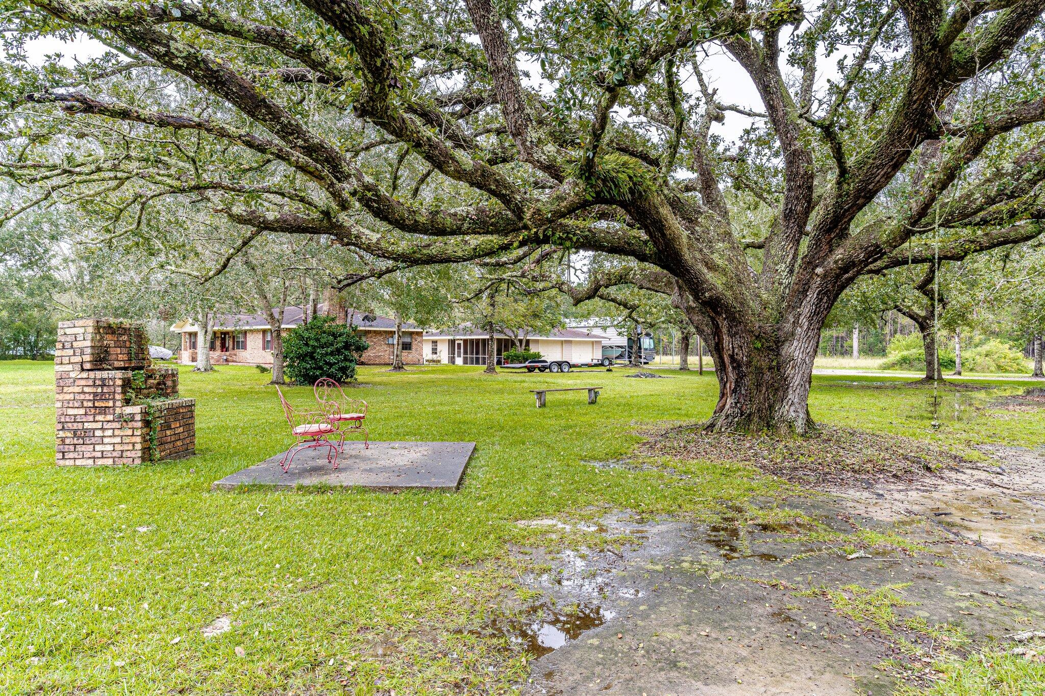 9450 Lower Bay Road Bay St. Louis, MS 39520 - Photo 5 of 28 6-web-or-mls-Full-006