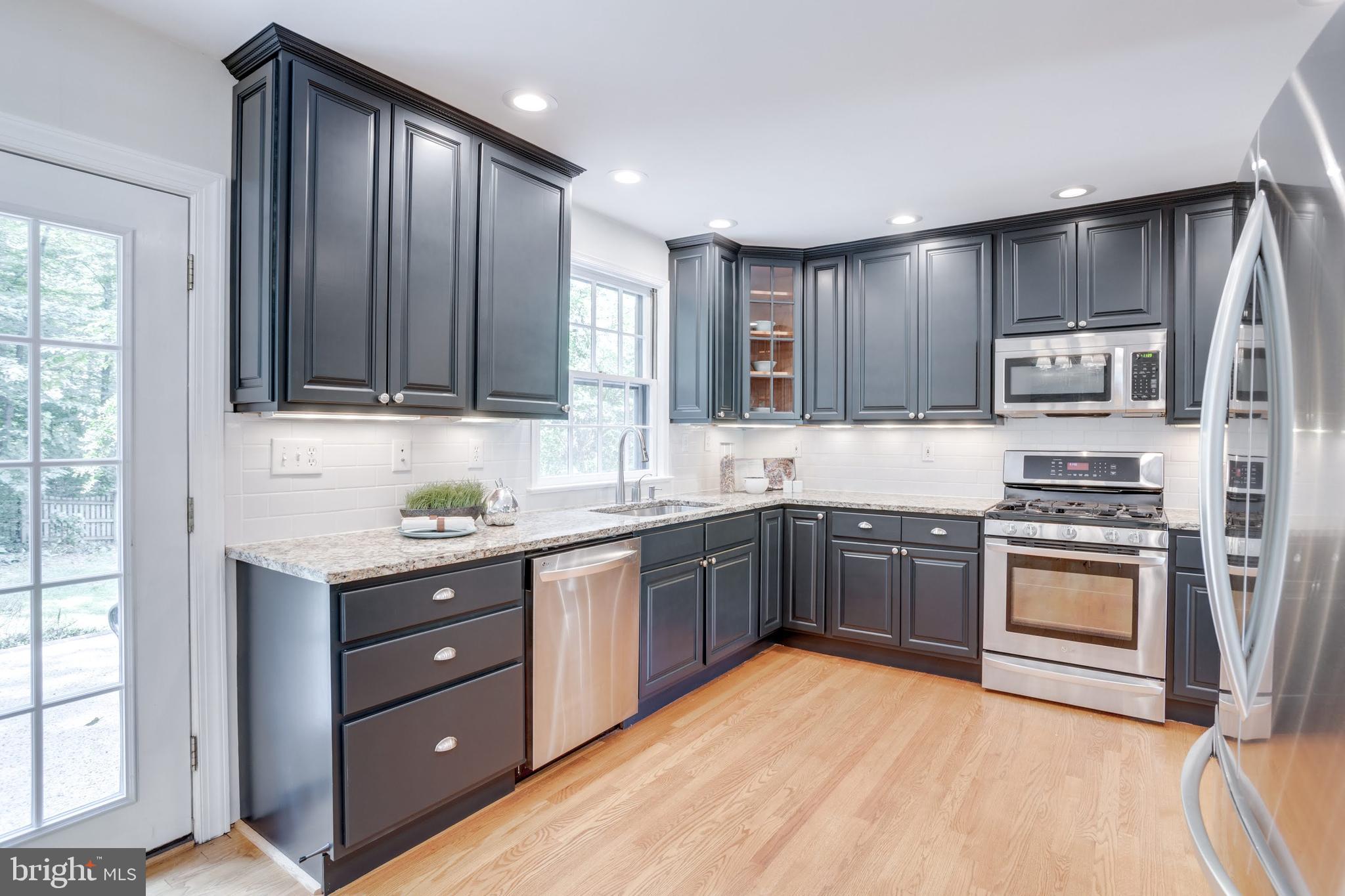 8929 Stark Road Annandale, VA 22003 - Photo 13 of 48 Gallery Image 13