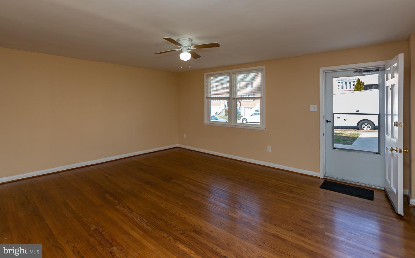 4032 Gideon Road Brookhaven, PA 19015 - Photo 7 of 31 Gallery Image 7
