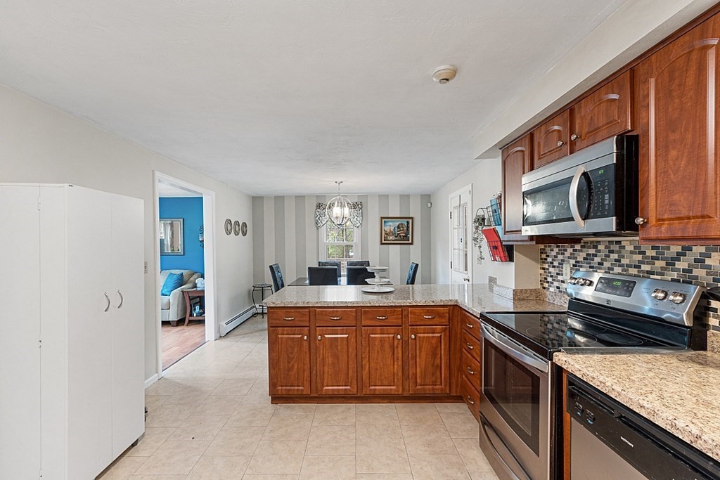 15 Old Howarth Road Oxford, MA 01540 - Photo 10 of 34 Gallery Image 10