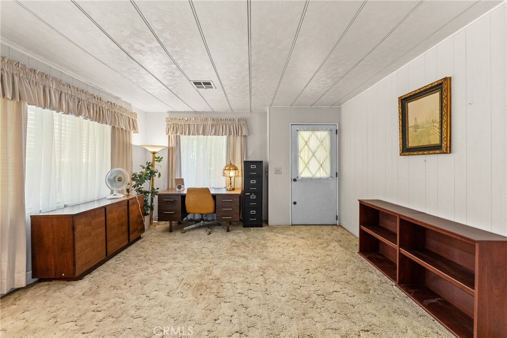 21470 Memory Perris, CA 92570 - Photo 7 of 41 Gallery Image 7