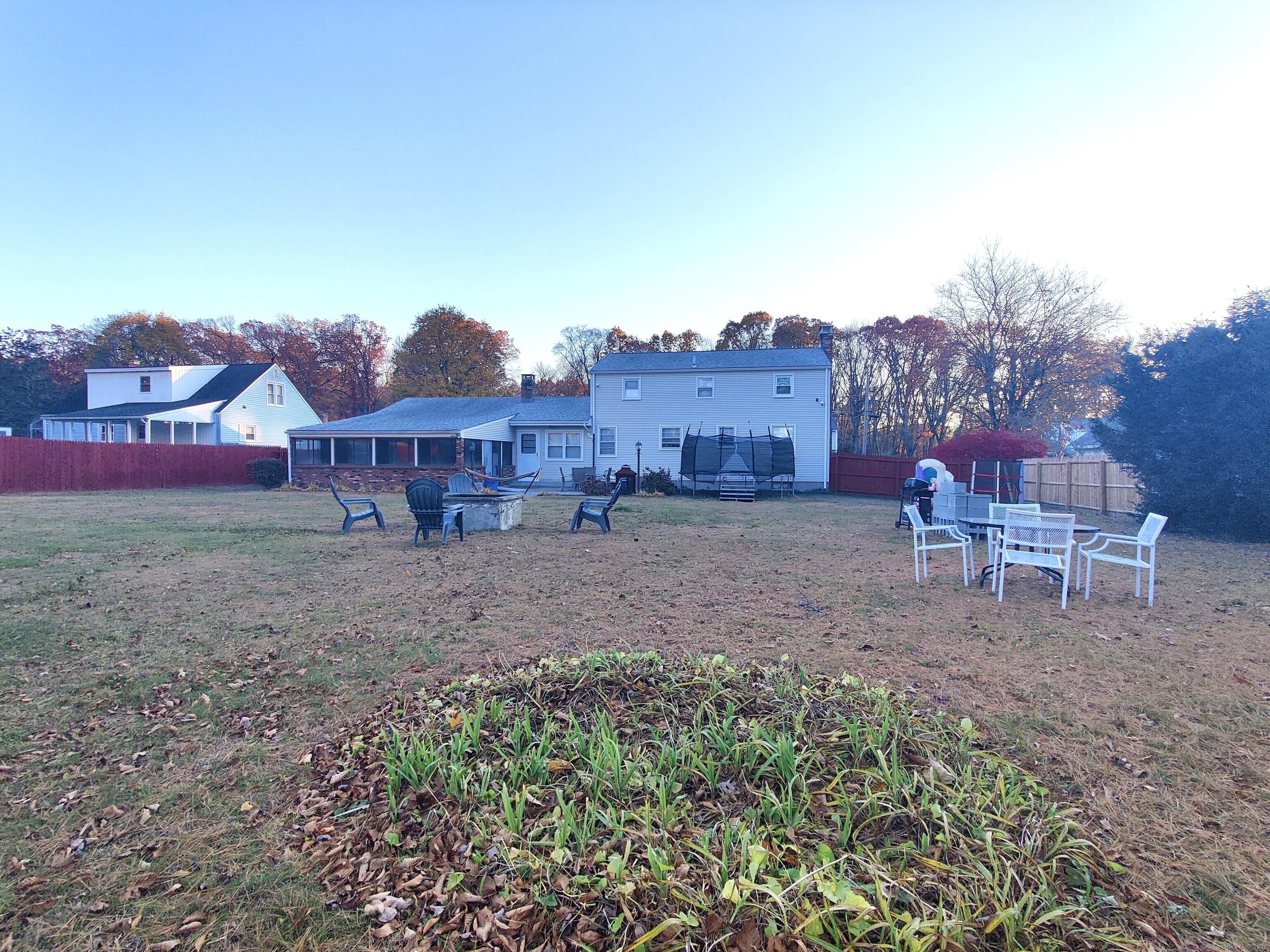 41 Field Road Enfield, CT 06082 - Photo 5 of 28