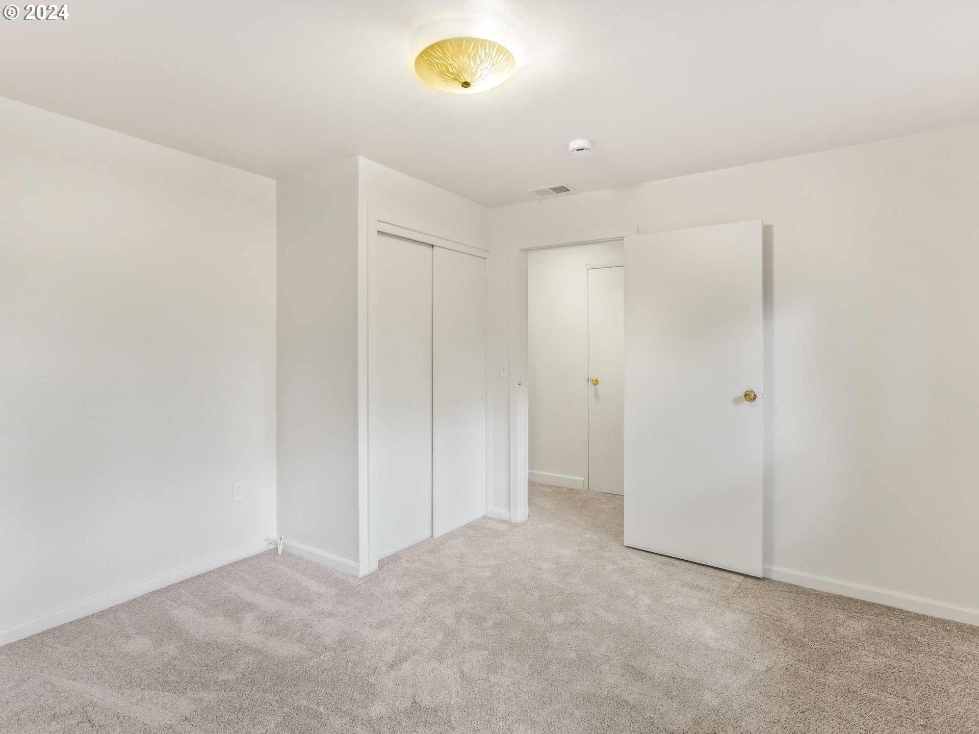 14191 South Livesay Road Oregon City, OR 97045 - Photo 22 of 41 Bedroom