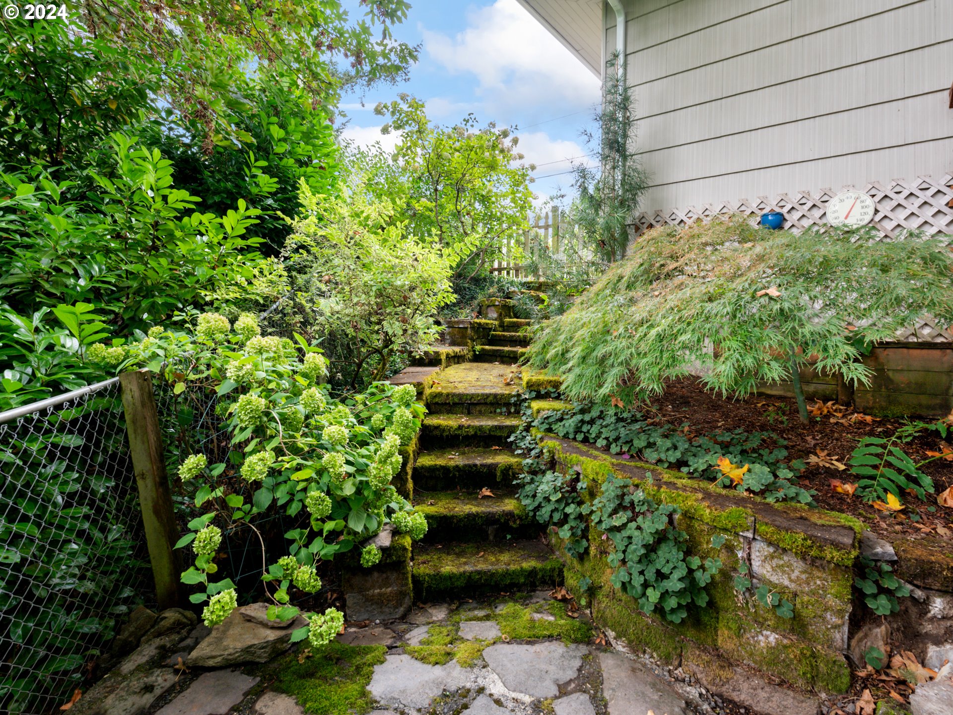14191 South Livesay Road Oregon City, OR 97045 - Photo 38 of 41 Backyard