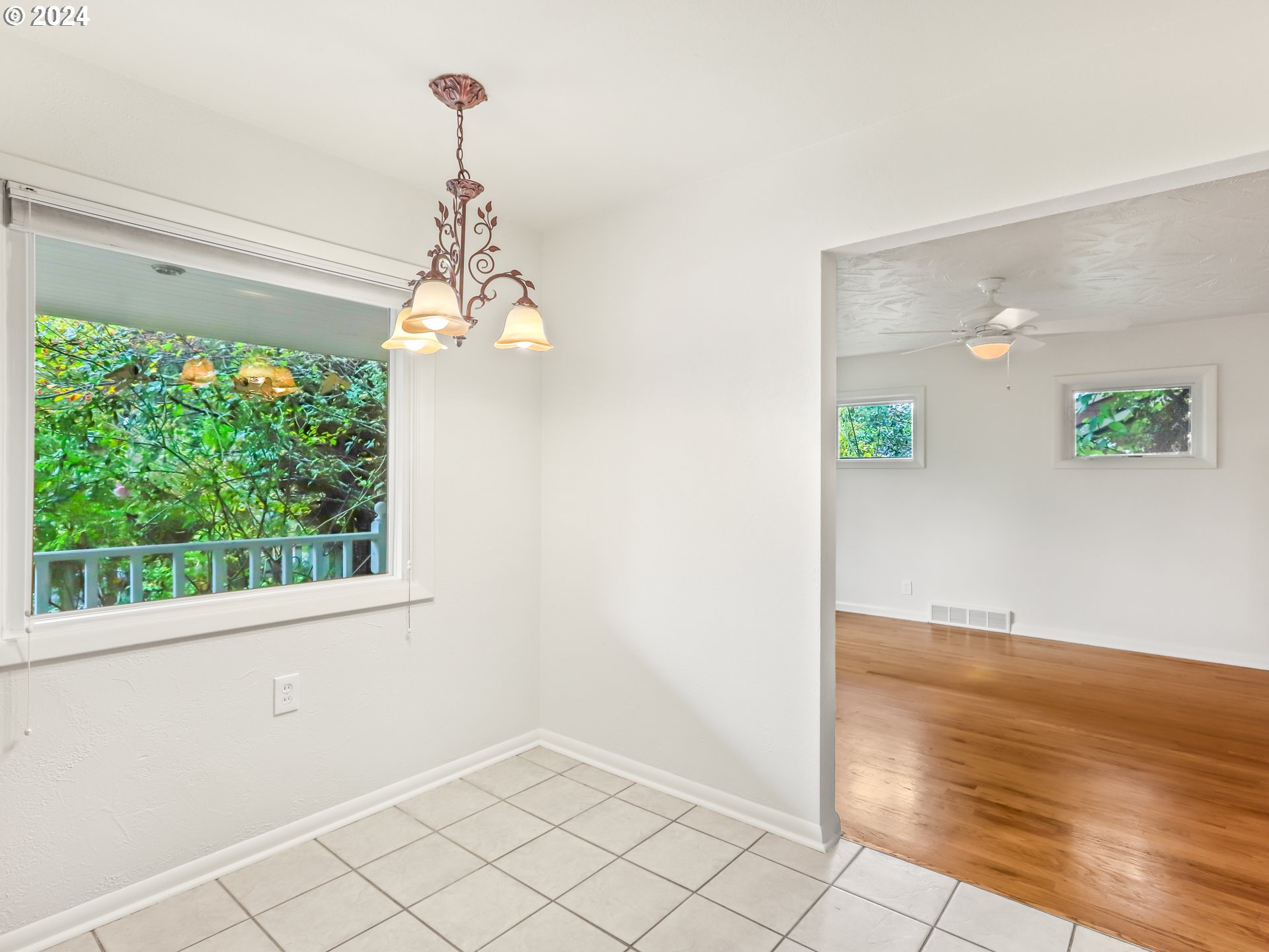 14191 South Livesay Road Oregon City, OR 97045 - Photo 10 of 41 Kitchen