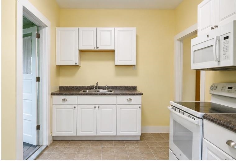69 Saragossa Street St. Augustine, FL 32084 - Photo 7 of 52
