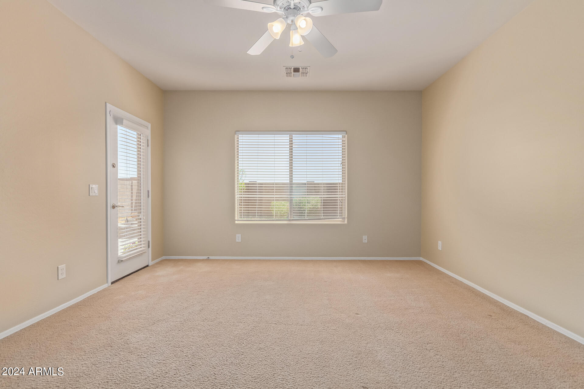 7717 West Springfield Way Florence, AZ 85132 - Photo 15 of 59 19 - Springfield