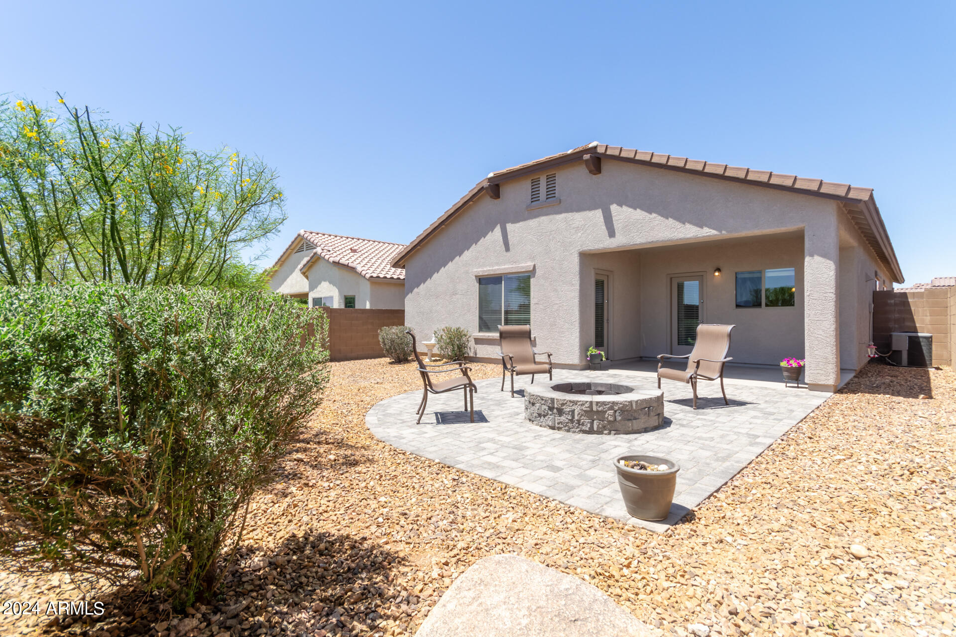 7717 West Springfield Way Florence, AZ 85132 - Photo 3 of 59 34 - Springfield
