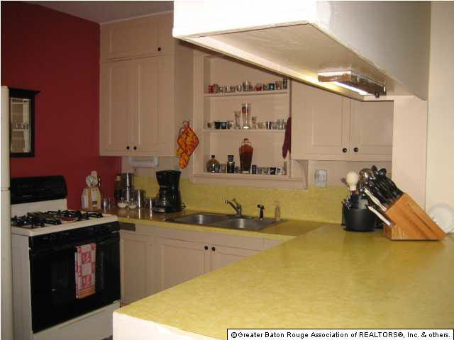 6139 Kleinpeter Road Baton Rouge, LA 70811 - Photo 5 of 10 Gallery Image 5