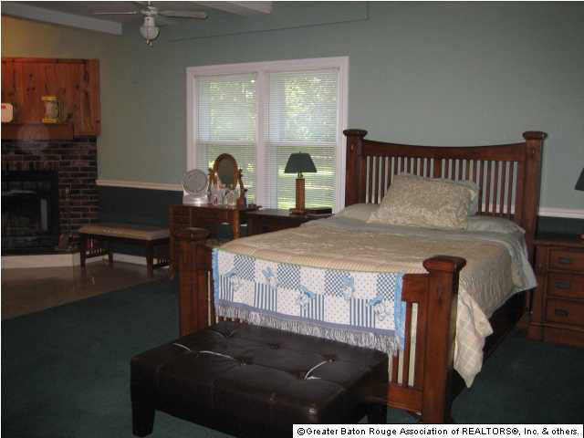 6139 Kleinpeter Road Baton Rouge, LA 70811 - Photo 8 of 10 Gallery Image 8