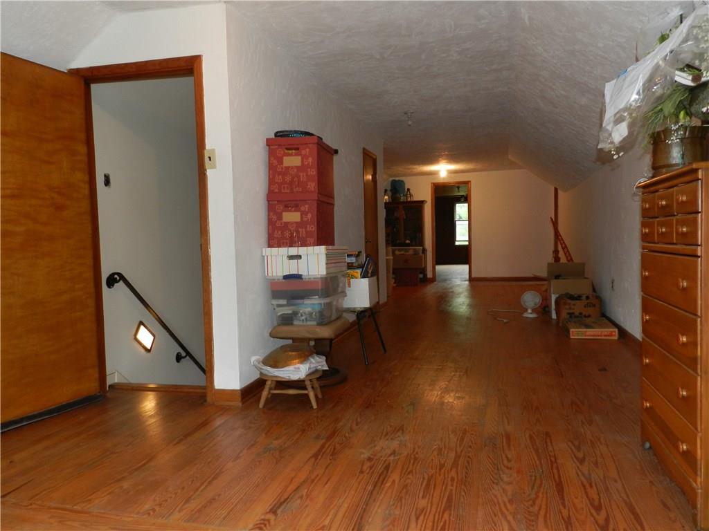 5078 Hardt Road Gibsonia, PA 15044 - Photo 14 of 18 Gallery Image 14