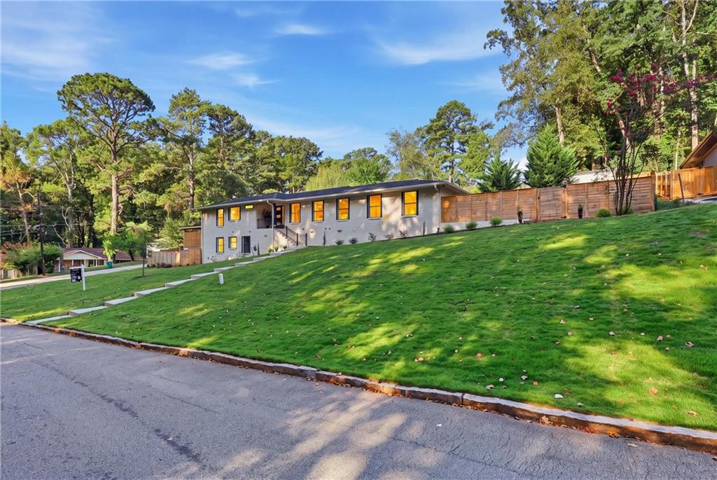 1447 Skyhaven Road Southeast Atlanta, GA 30316 - Photo 1 of 25 Gallery Image 1