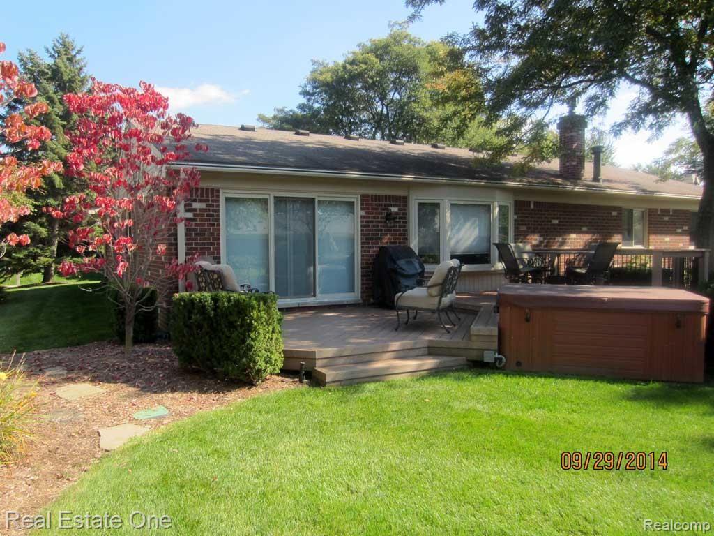 22683 Chestnut Tree Novi, MI 48375 - Photo 19 of 21 Rear 3.jpg
