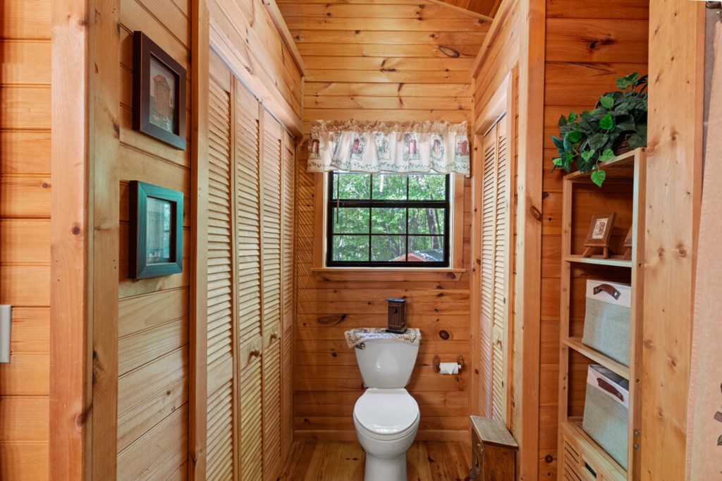 66 Fortenberry Road Young Harris, GA 30582 - Photo 18 of 55 a bathroom with a toilet and a shower
