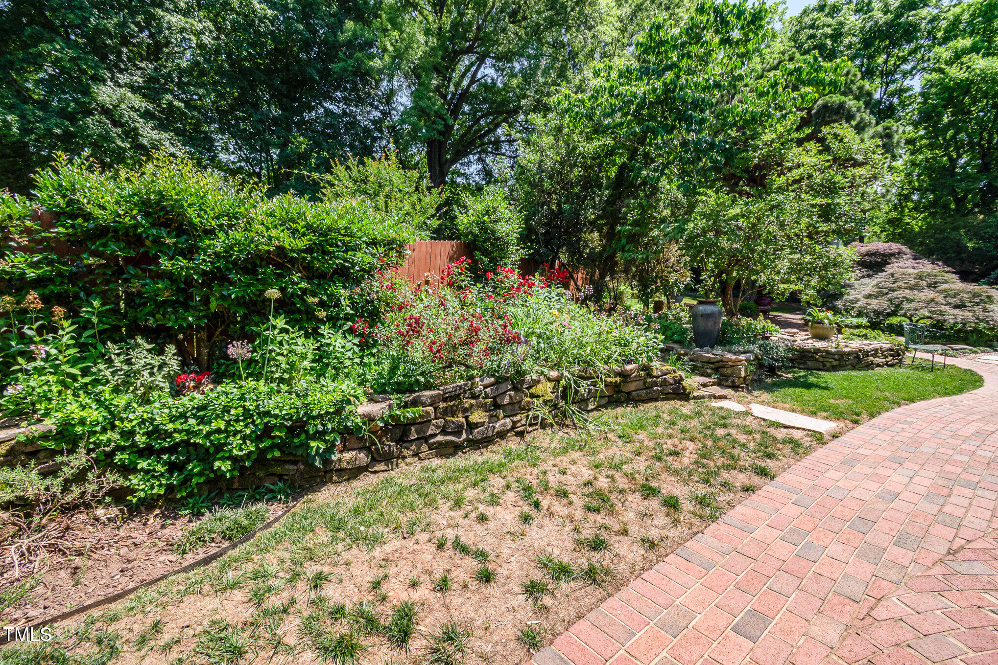 2711 Everett Avenue Raleigh, NC 27607 - Photo 47 of 99 049_dsc_8782-edit_444