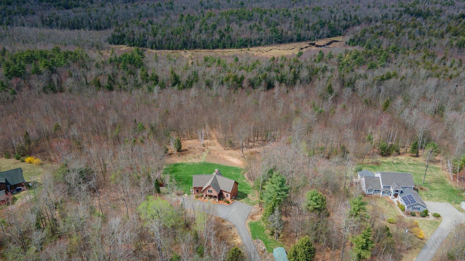 276 Old County Road North Deering, NH 03244 - Photo 41 of 45 Gallery Image 41