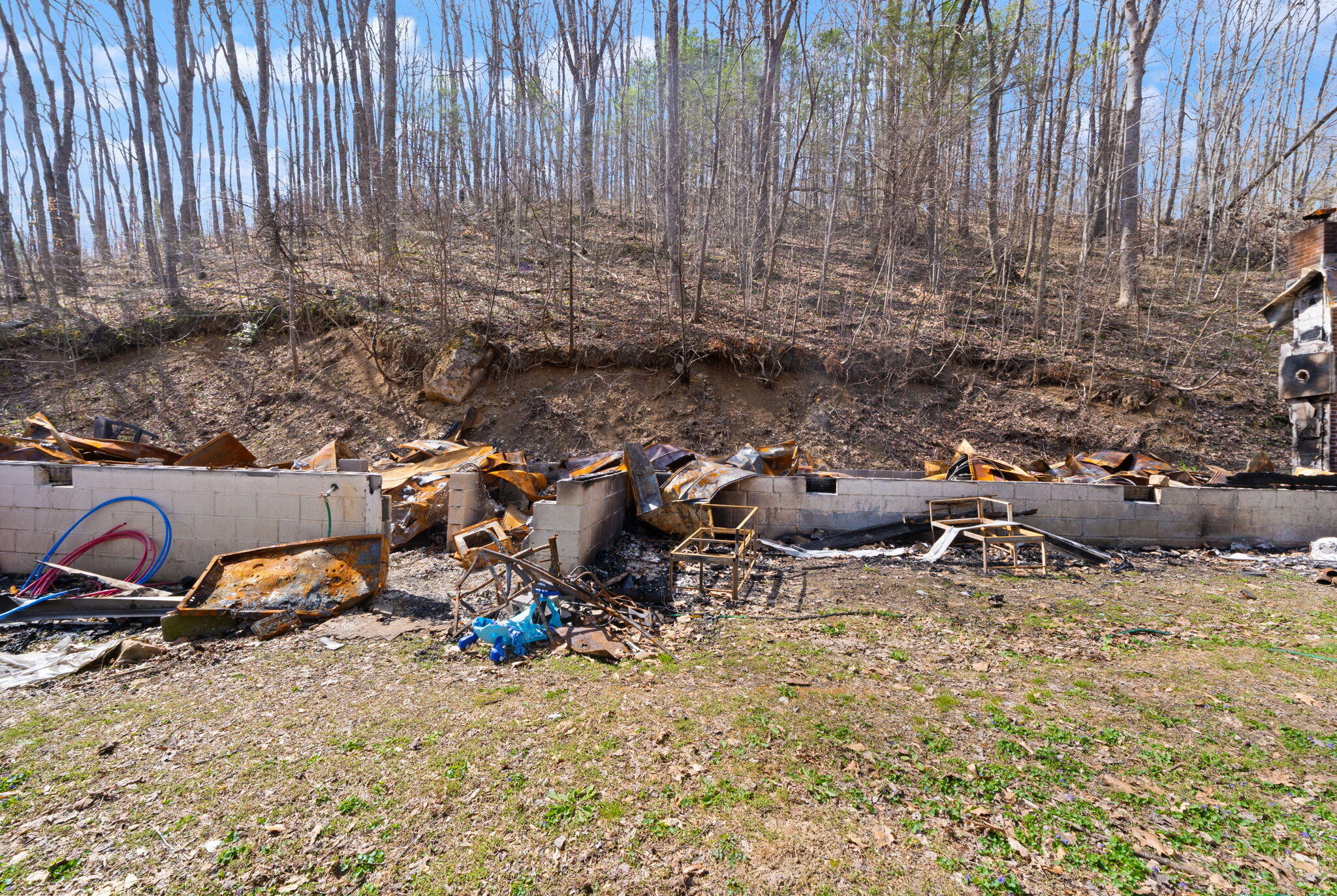 1197 Beans Fork Road Middlesboro, KY 40965 - Photo 9 of 28
